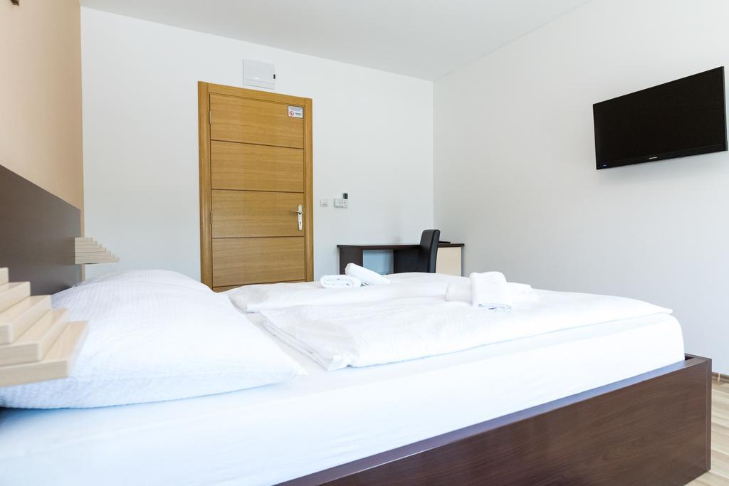 Plitvice Palace Grabovac  Ngoại thất bức ảnh